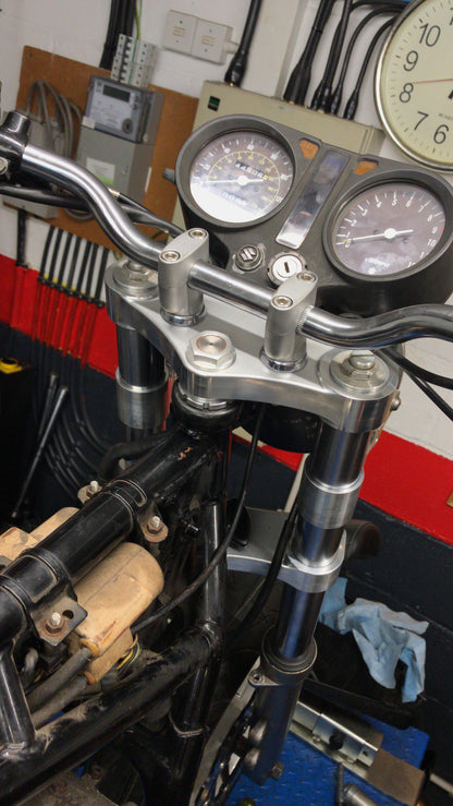 Suzuki GSF1200 Bandit (MK1 Forks) Yoke Set for conversion to GS750